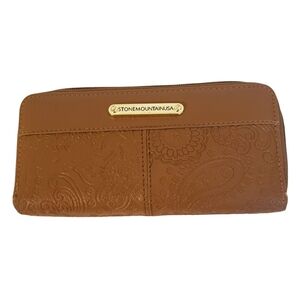 Stone Mountain Accessories Brown Embossed Women's Wallet